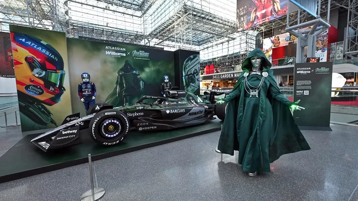 Fórmula 1 – A Williams se uniu com a Marvel com um carro especial (que não vai pra pista) com as cores do Doutor Destino