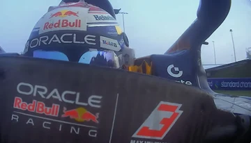 Fórmula 1 – Verstappen diz estar "incrivelmente orgulhoso" da Red Bull após a primeira vitória do time com motor próprio