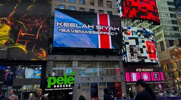 Fãs de Mass Effect alugam telão na Times Square na esperança de salvar a franquia
