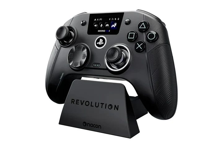 Nacon Revolution 5 Unlimited: controle de PS5 ganha tela embutida para ajustes e já está em pré-venda nos EUA